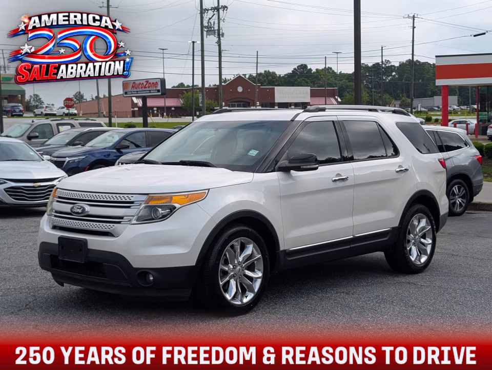 2014 Ford Explorer XLT's photo