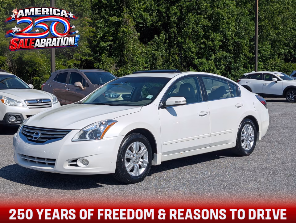 2012 Nissan Altima's photo