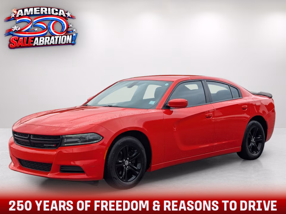 2019 Dodge Charger SXT's photo