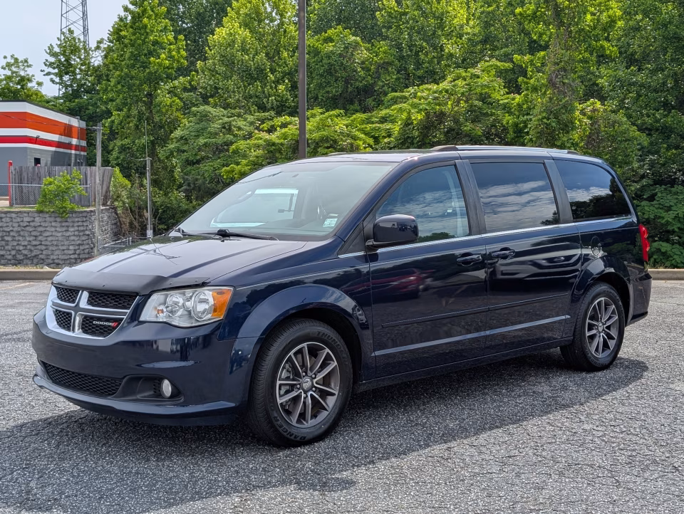 2017 Dodge Grand Caravan SXT's photo