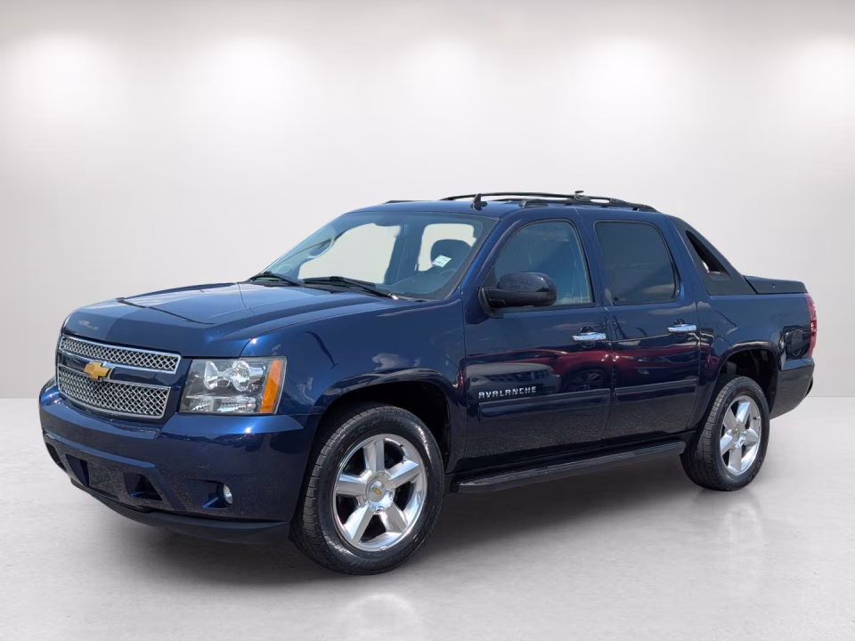 2012 Chevrolet Avalanche 2WD Avalanche LS's photo