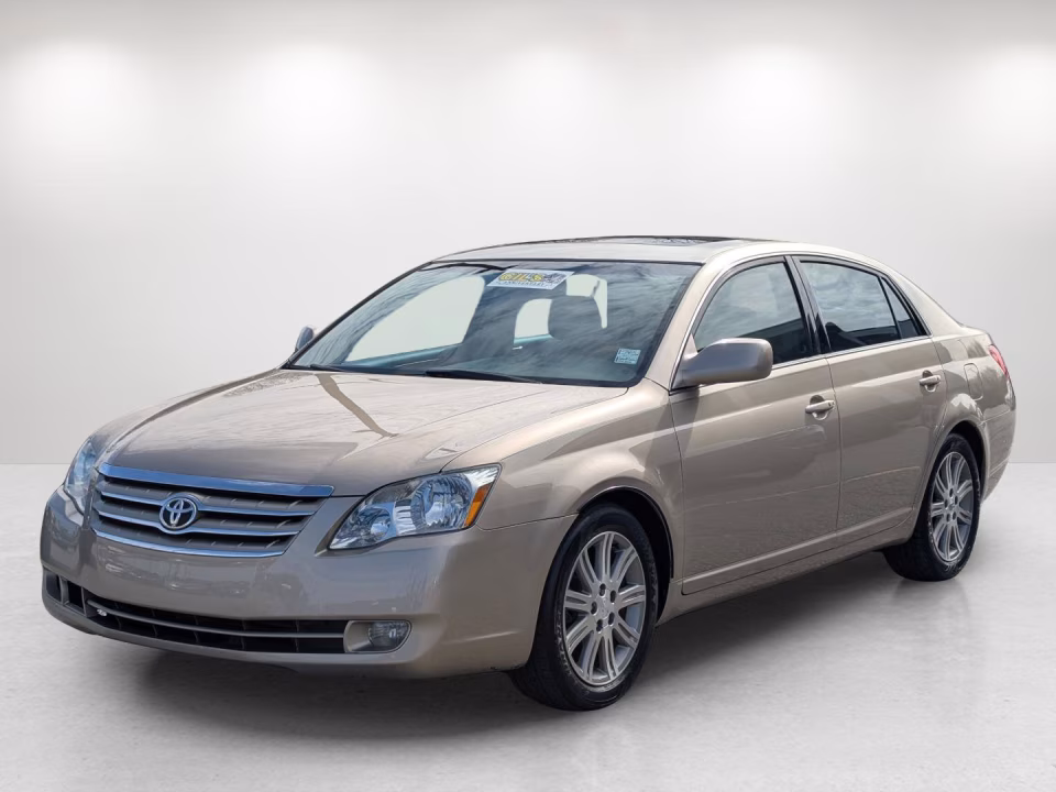2005 Toyota Avalon Limited's photo