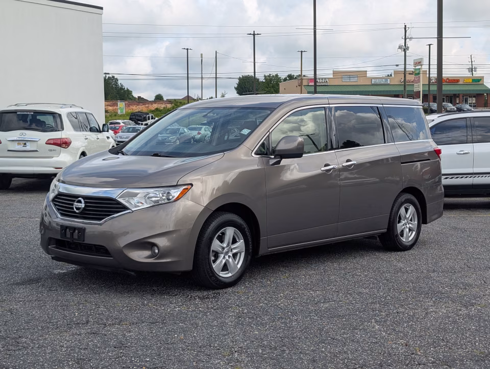 2014 Nissan Quest 3.5 SV's photo