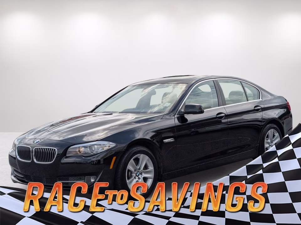 2011 BMW 5 Series's photo